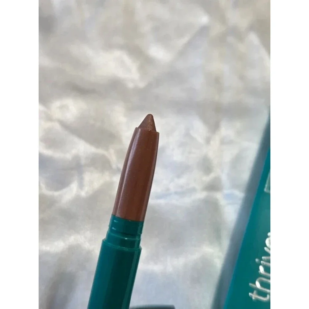 Thrive Infinity Waterproof Eyeshadow Stick - Nikki